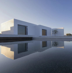 Villa in Paros, Studio Seilern Architects