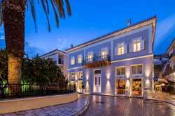3 Sixty Hotel and Suites, Πάνος Πετρίδης