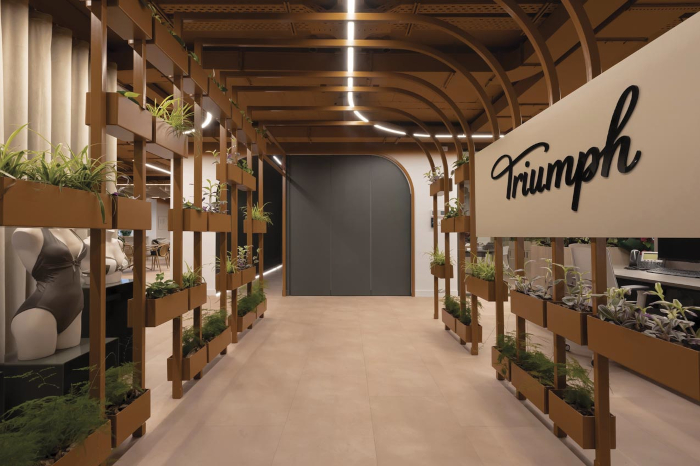 Triumph International, archic Δέσποινα Λίτσα, Γιώργος Φωτόπουλος